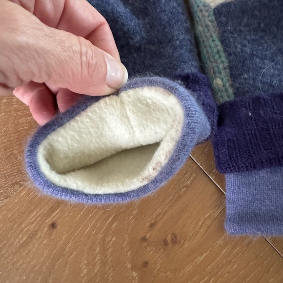 Youth sweater mittens - Picture 2 of 5